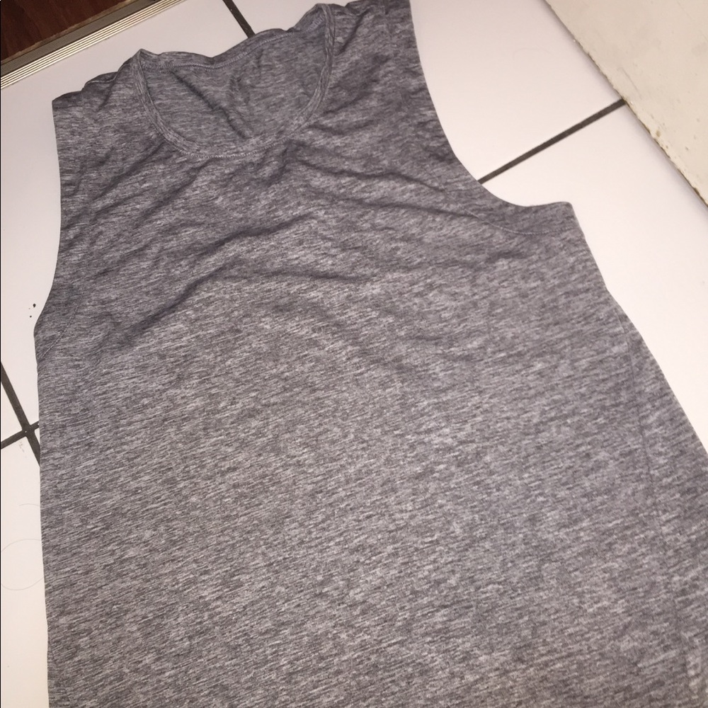 Working out grey shirt